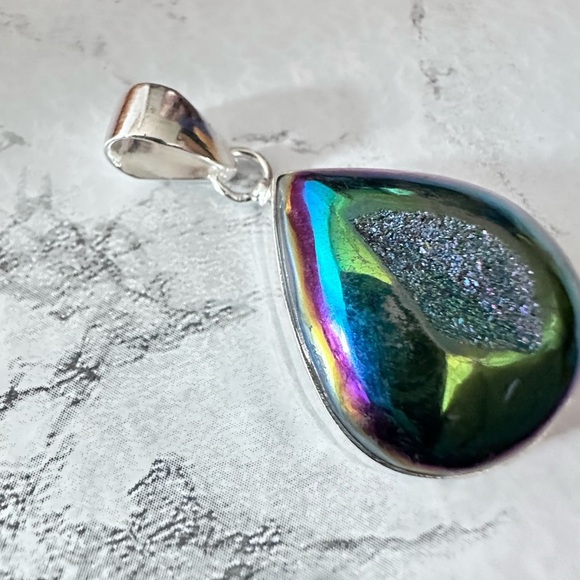 Pendant iridescent rainbow hematite Gemstones Stones Silver Tone 3331 - Picture 7 of 11